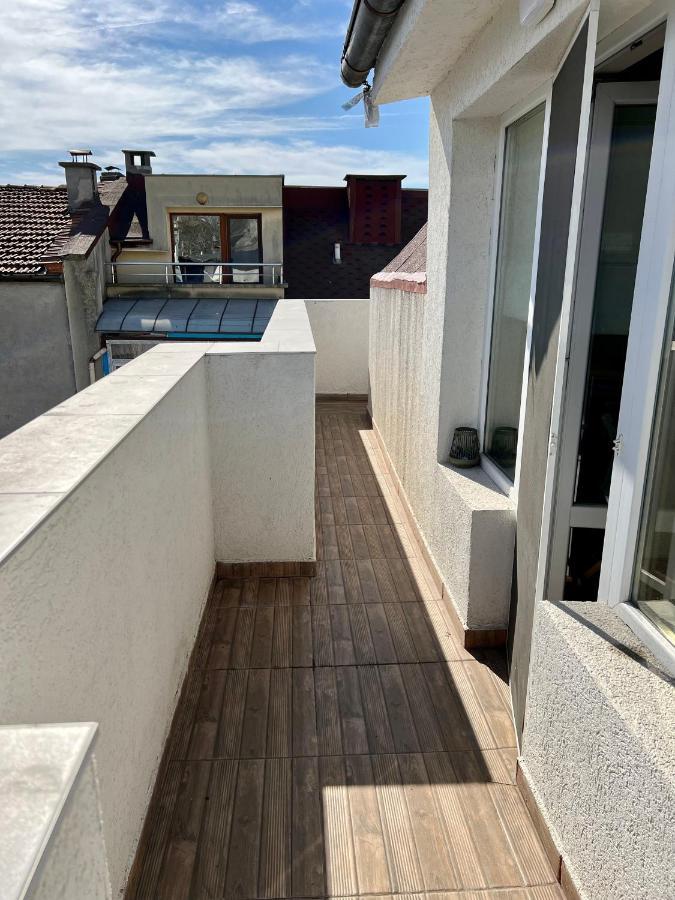 Dockview Atelier Apartamento Burgas Exterior foto